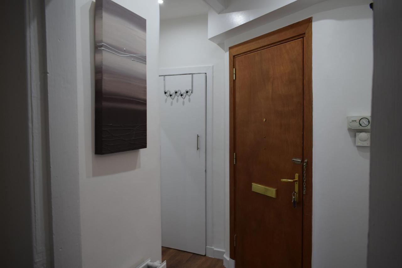 Glasgow Lovely Apartment D&N エクステリア 写真